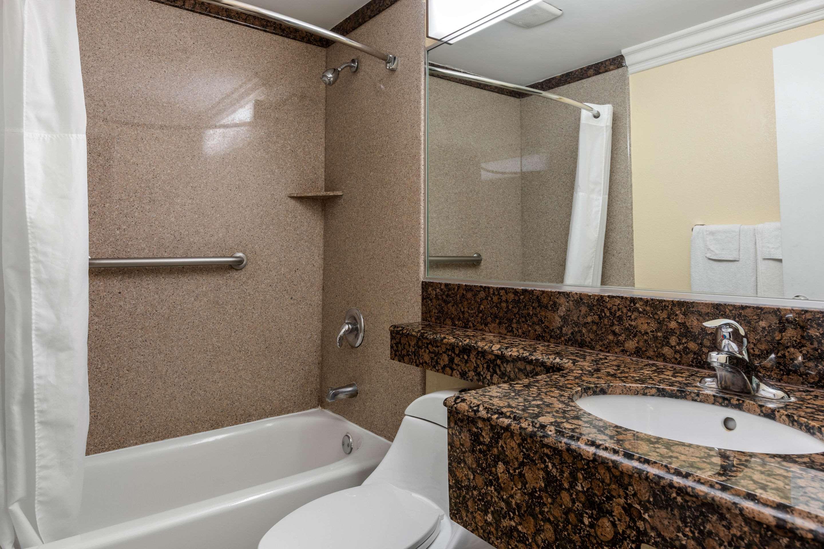 Quality Inn Lomita-Los Angeles South Bay Dış mekan fotoğraf