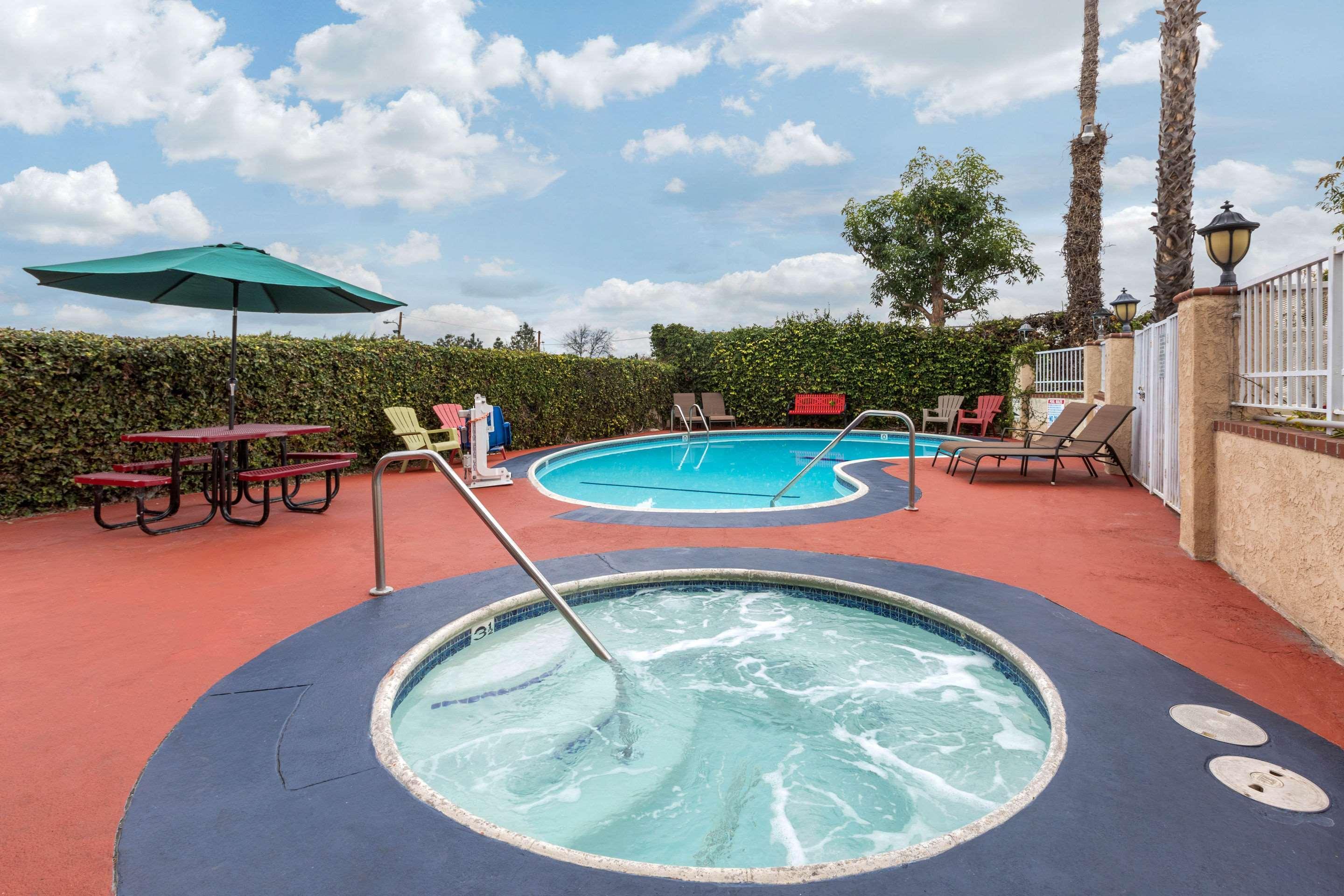 Quality Inn Lomita-Los Angeles South Bay Dış mekan fotoğraf